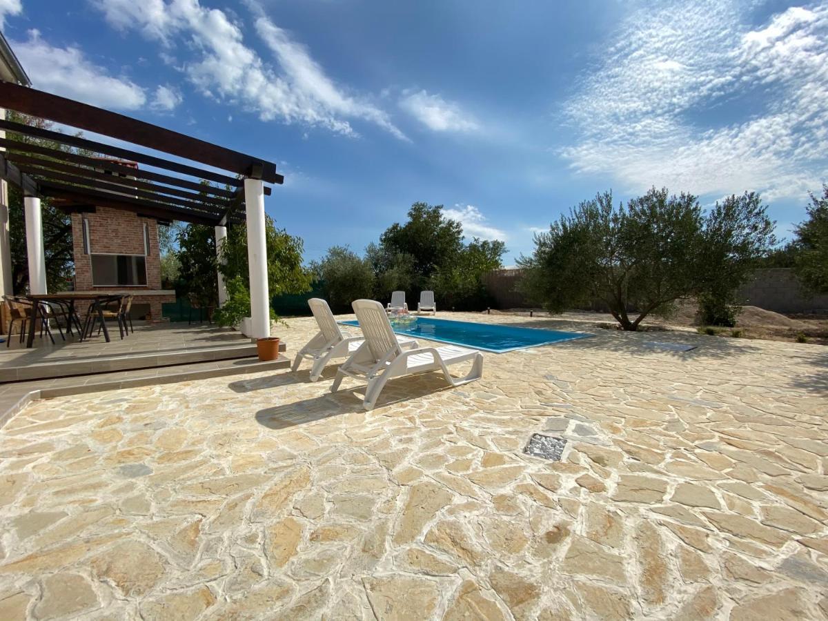 Villa Bubica- Cozy Holiday Home In Rural Area With Pool Stankovci  Екстериор снимка