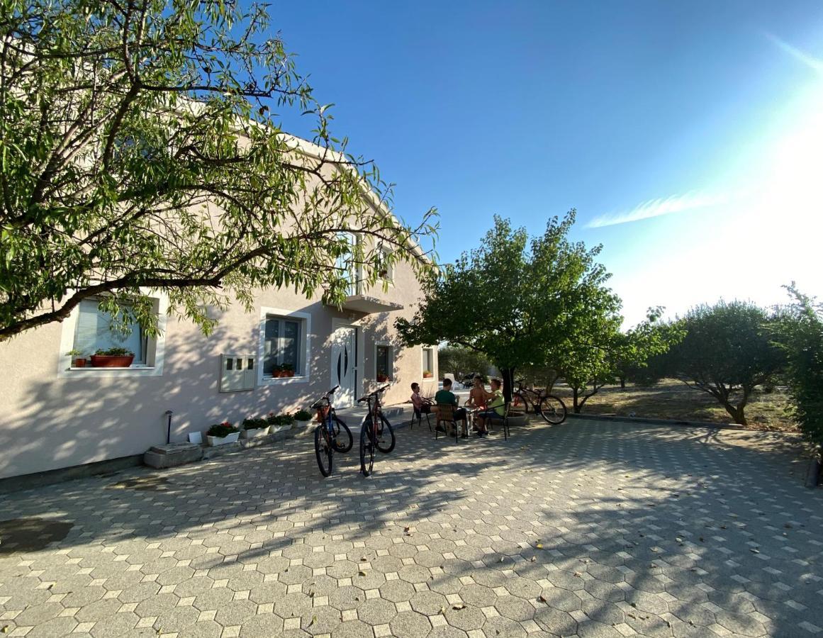 Villa Bubica- Cozy Holiday Home In Rural Area With Pool Stankovci  Екстериор снимка